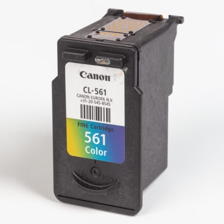 Auf dem Bild sehen Sie den ArtikelCL-561 von Canon. Dieses Tintenpatrone Modell eignet sich für die Wiederaufbereitung und wird daher zum Recycling angekauft.