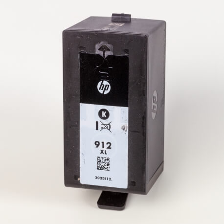 Auf dem Bild sehen Sie den Artikel3YL84AE von Hewlett-Packard. Dieses Tintenpatrone Modell eignet sich für die Wiederaufbereitung und wird daher zum Recycling angekauft.