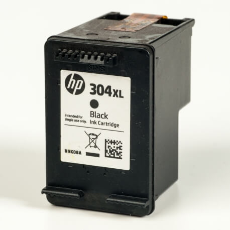 Auf dem Bild sehen Sie den ArtikelN9K08AE von Hewlett-Packard. Dieses Tintenpatrone Modell eignet sich für die Wiederaufbereitung und wird daher zum Recycling angekauft.