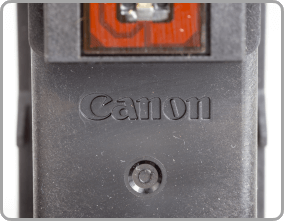 So sieht die Unterseite einer original Canon Patronen aus