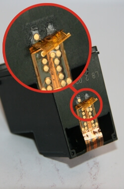 Tintenpatronen: #025/HP301 - Die Kontaktplatine der Tintenpatrone wurde abgezogen.