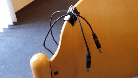 Bürohack 2: Der perfekte Kabelhalter